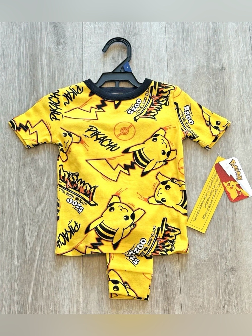Kids Size 4 Pokemon 2-Piece Short Sleeve Shirt and Pajama Pant Set Yellow New
